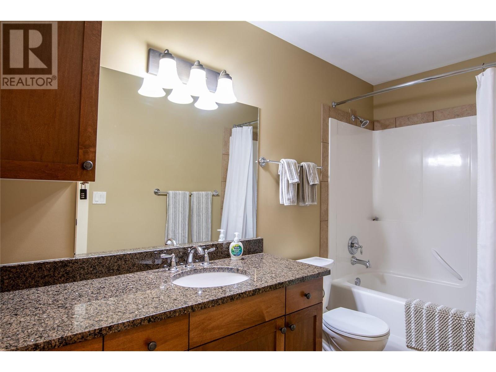 1306 Haesler View Unit# 49, Golden, British Columbia  V0A 1H0 - Photo 13 - 10349238