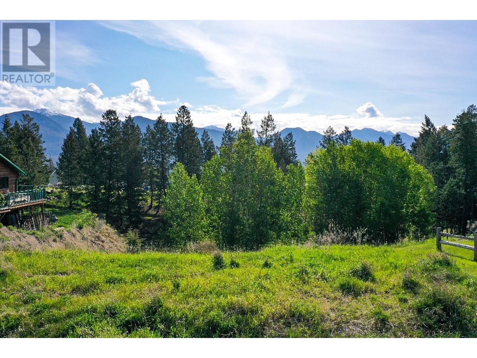 2161 Pinetree Place, Invermere, British Columbia  V0A 1K4 - Photo 12 - 10349356