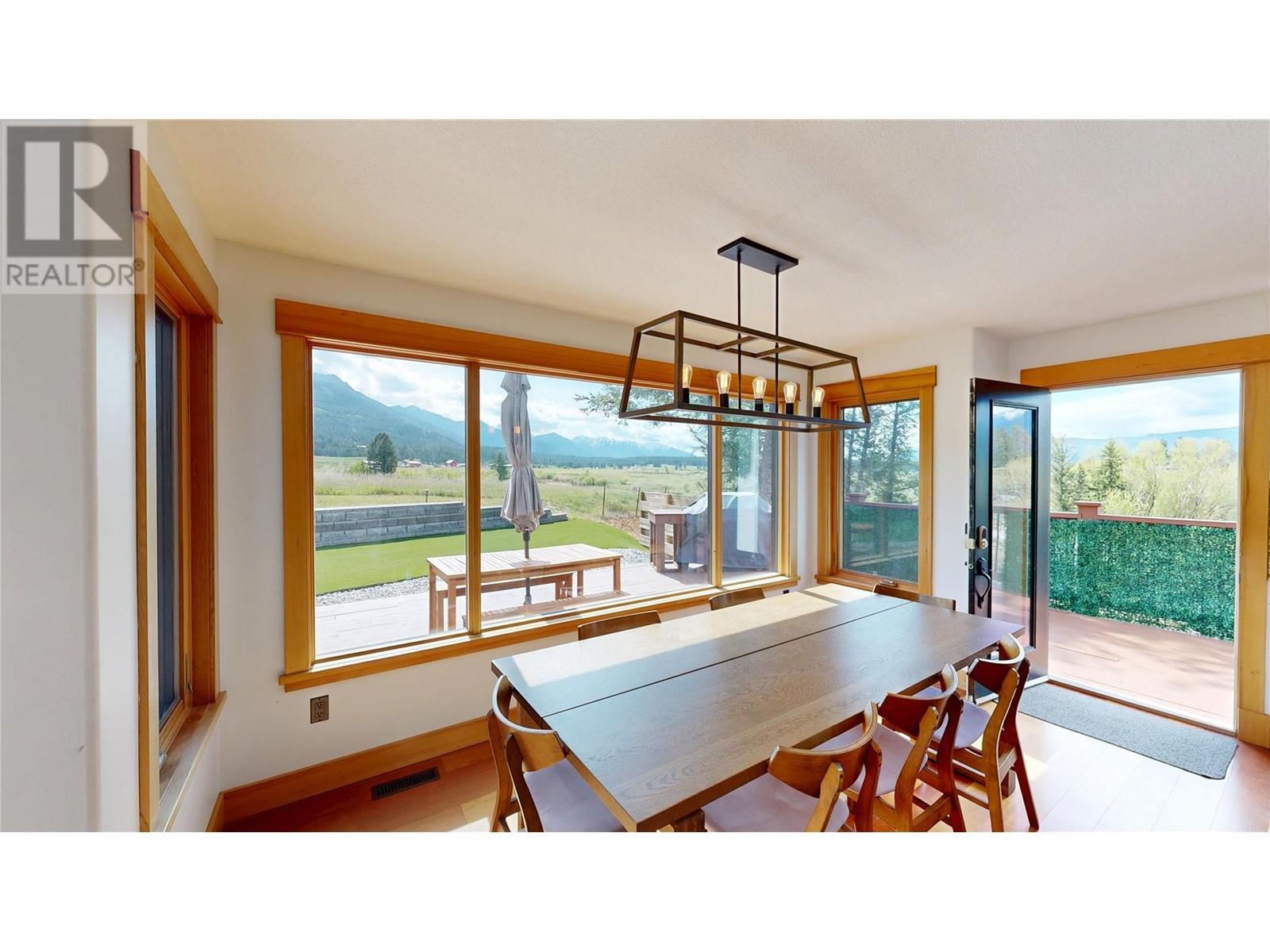 1018 Swansea Road, Windermere, British Columbia  V0A 1K3 - Photo 10 - 10349537