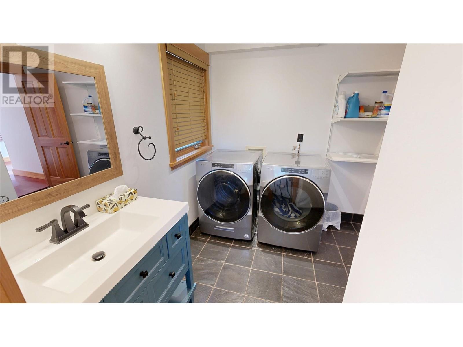 1018 Swansea Road, Windermere, British Columbia  V0A 1K3 - Photo 31 - 10349537