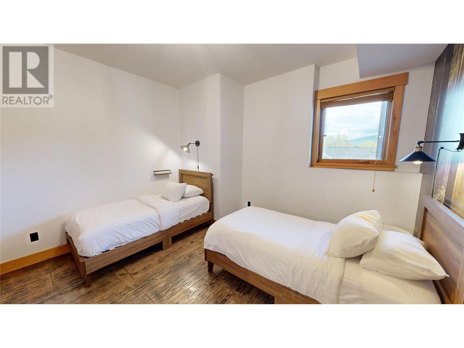 1018 Swansea Road, Windermere, British Columbia  V0A 1K3 - Photo 38 - 10349537