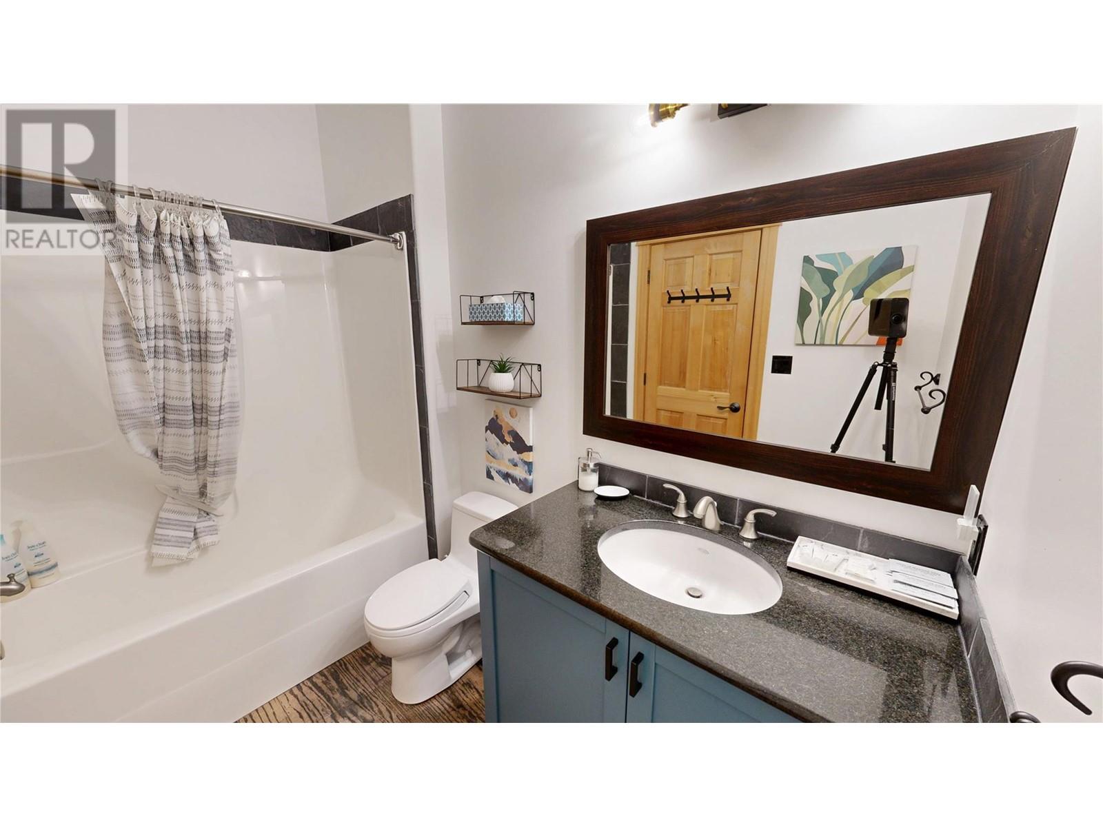 1018 Swansea Road, Windermere, British Columbia  V0A 1K3 - Photo 41 - 10349537