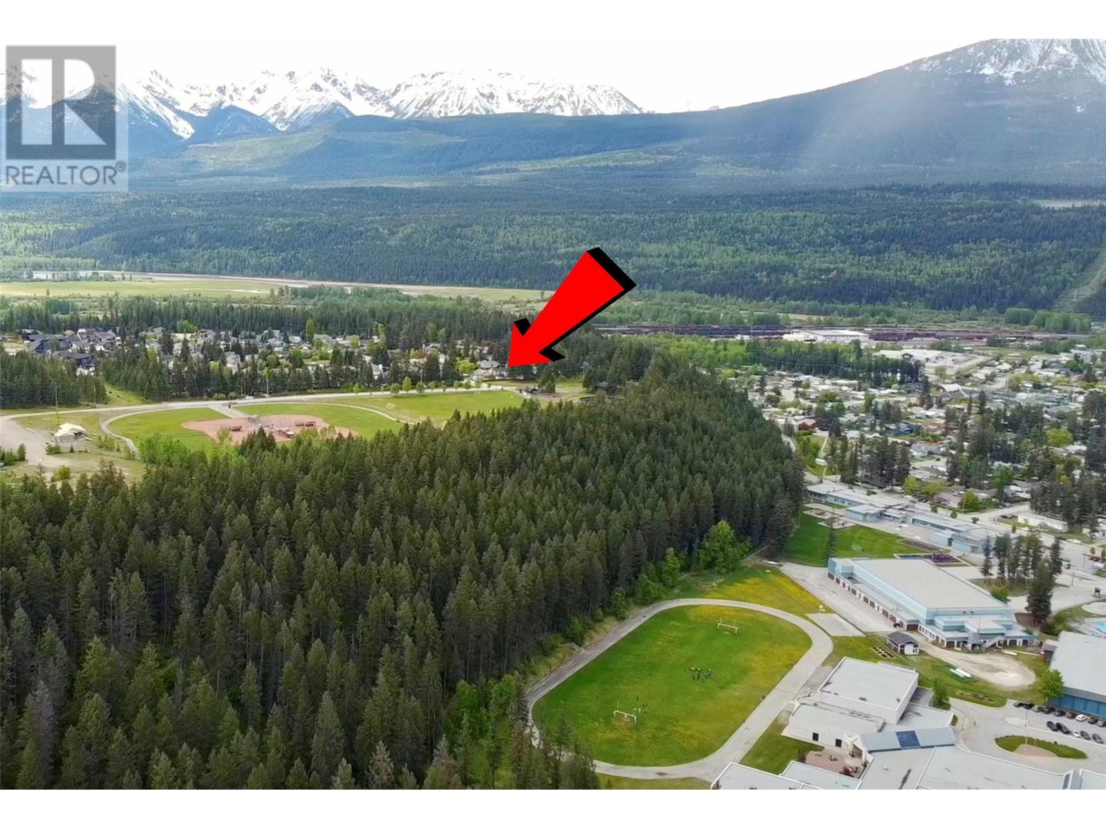 1440 Birch Crescent, Golden, British Columbia  V0A 1H6 - Photo 2 - 10349492