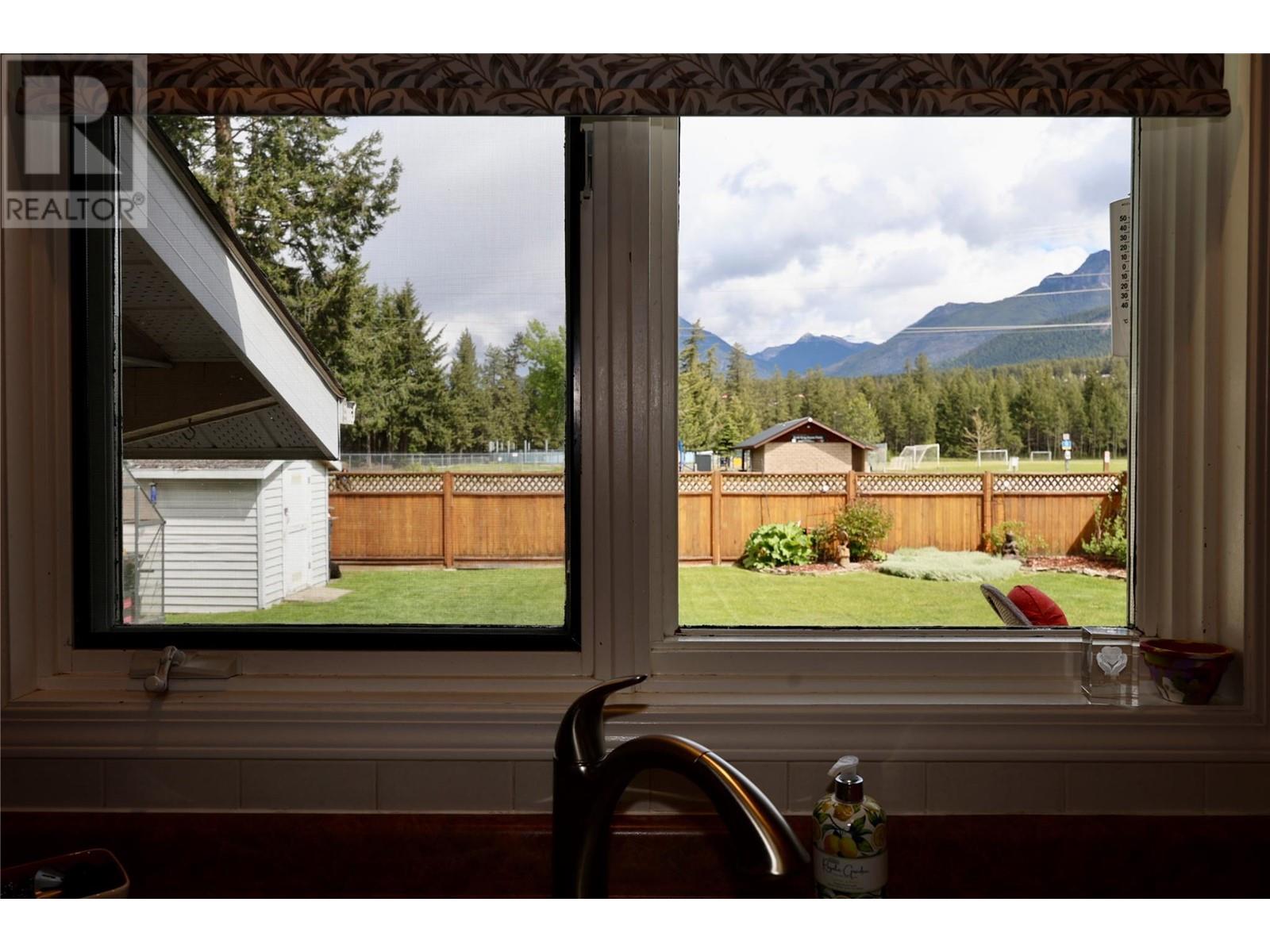 1440 Birch Crescent, Golden, British Columbia  V0A 1H6 - Photo 36 - 10349492