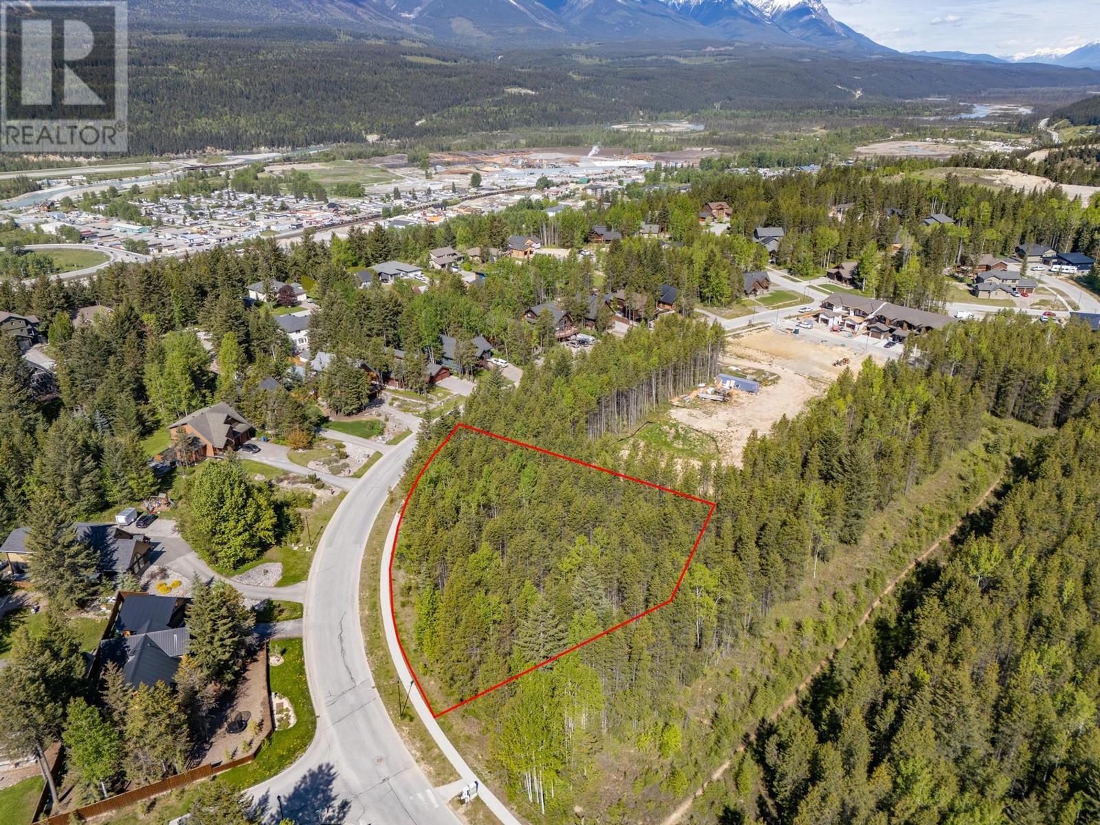 1402 Granite Drive, Golden, British Columbia  V0A 1H0 - Photo 4 - 10349610