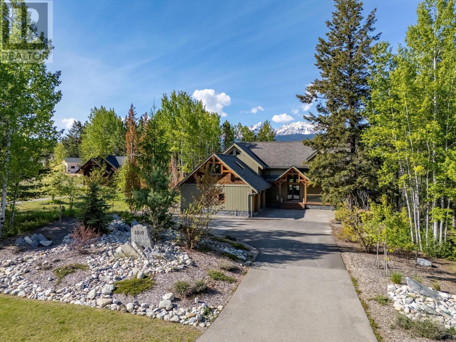 1521 Quartz Crescent, Golden, British Columbia  V0A 1H3 - Photo 2 - 10349323