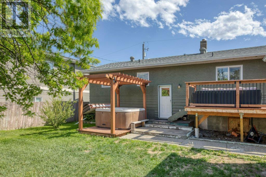 1028 6 Street, Invermere, British Columbia  V0A 1K0 - Photo 37 - 10349558