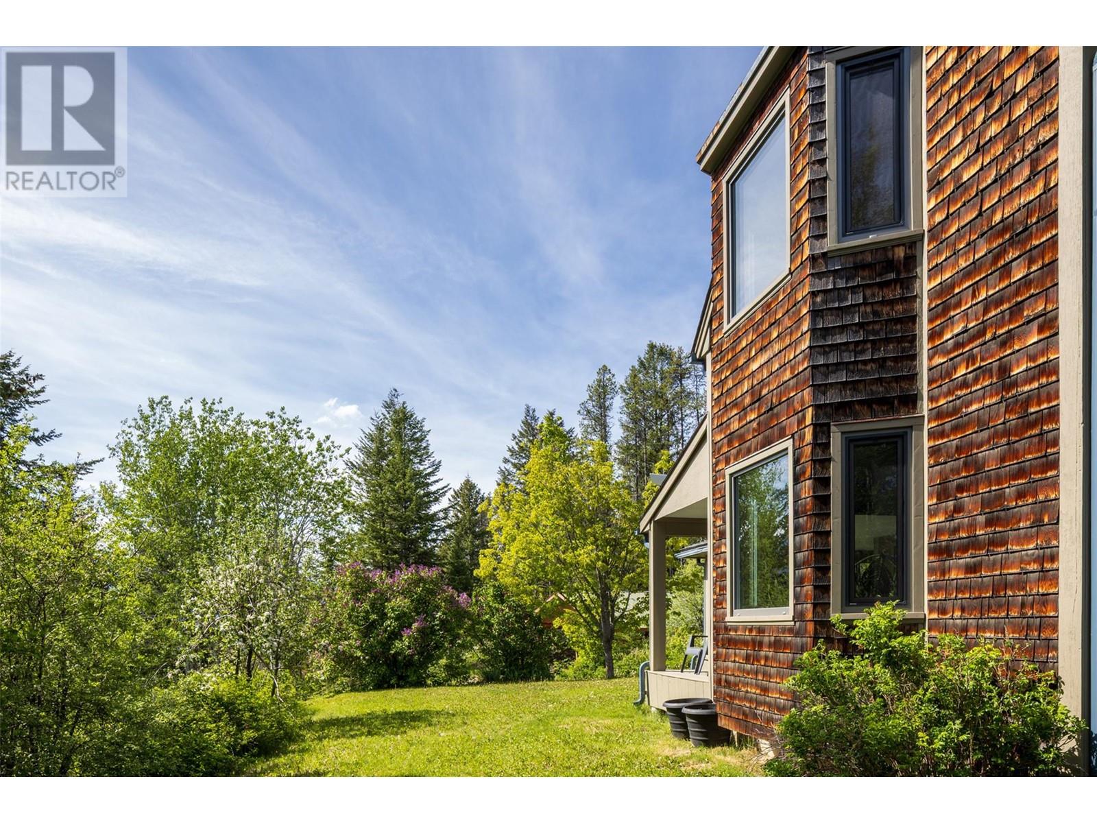 1615 Campbell Road, Golden, British Columbia  V0A 1H7 - Photo 78 - 10349909