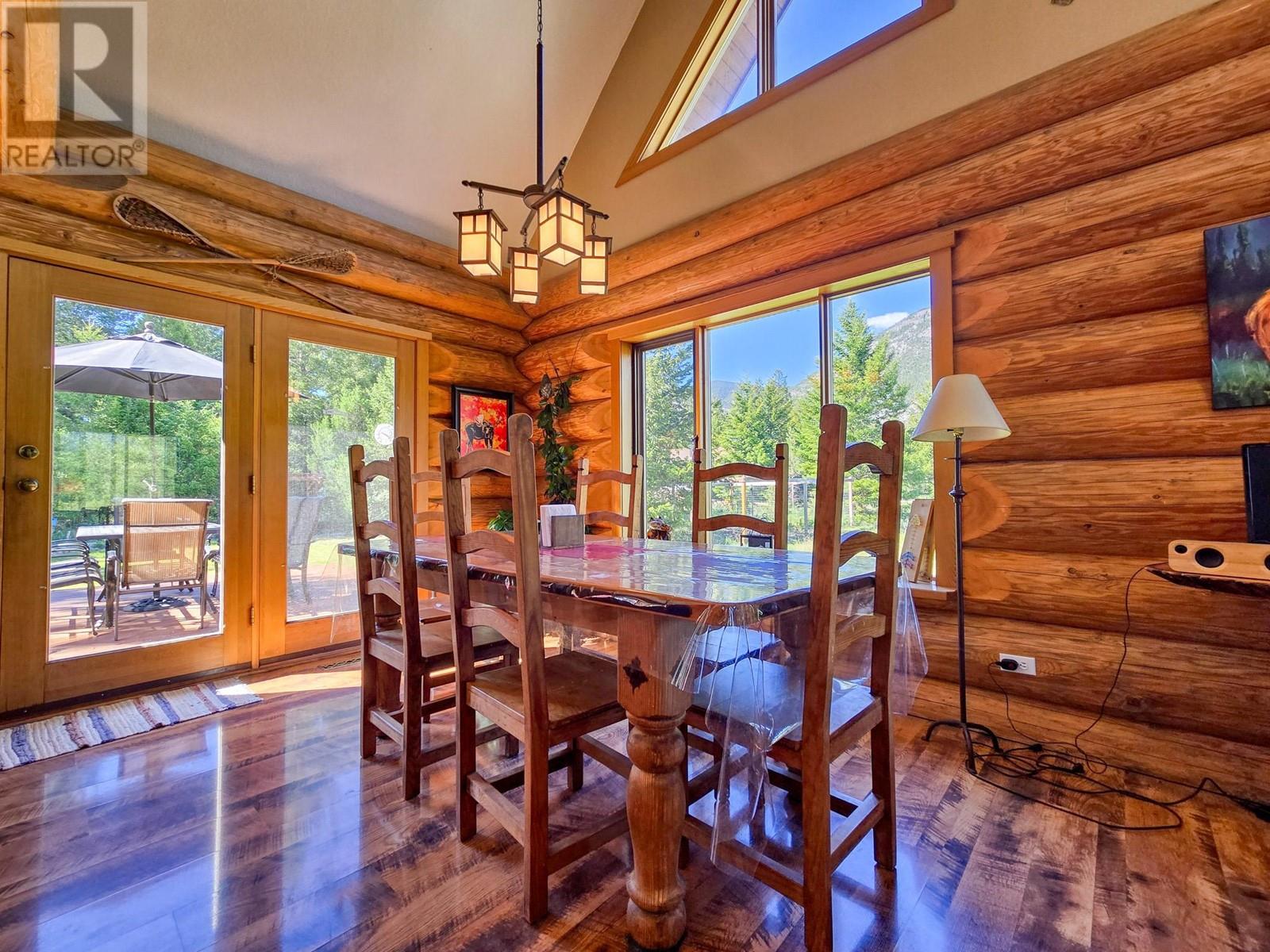 5076 Juniper Heights Road, Invermere, British Columbia  V0A 1K2 - Photo 4 - 10349393