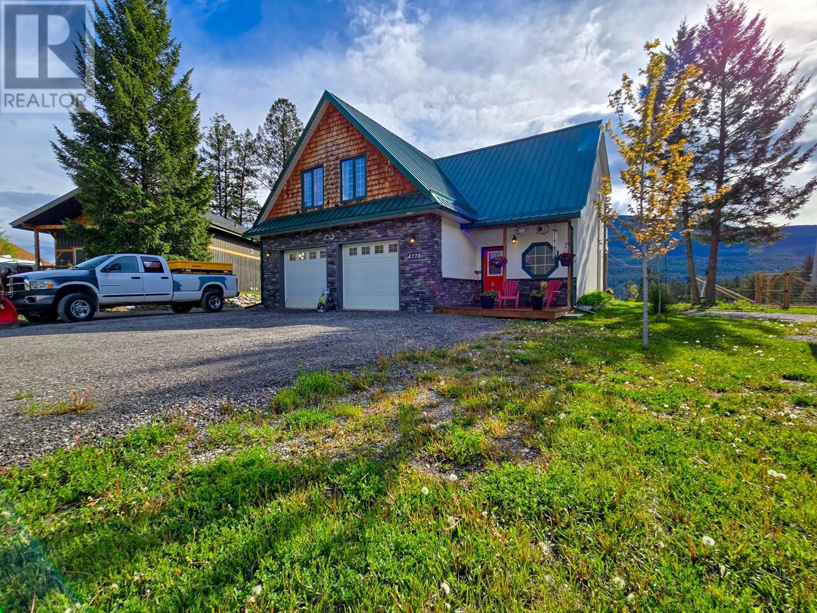 4778 CRESCENTWOOD Drive, Edgewater, British Columbia