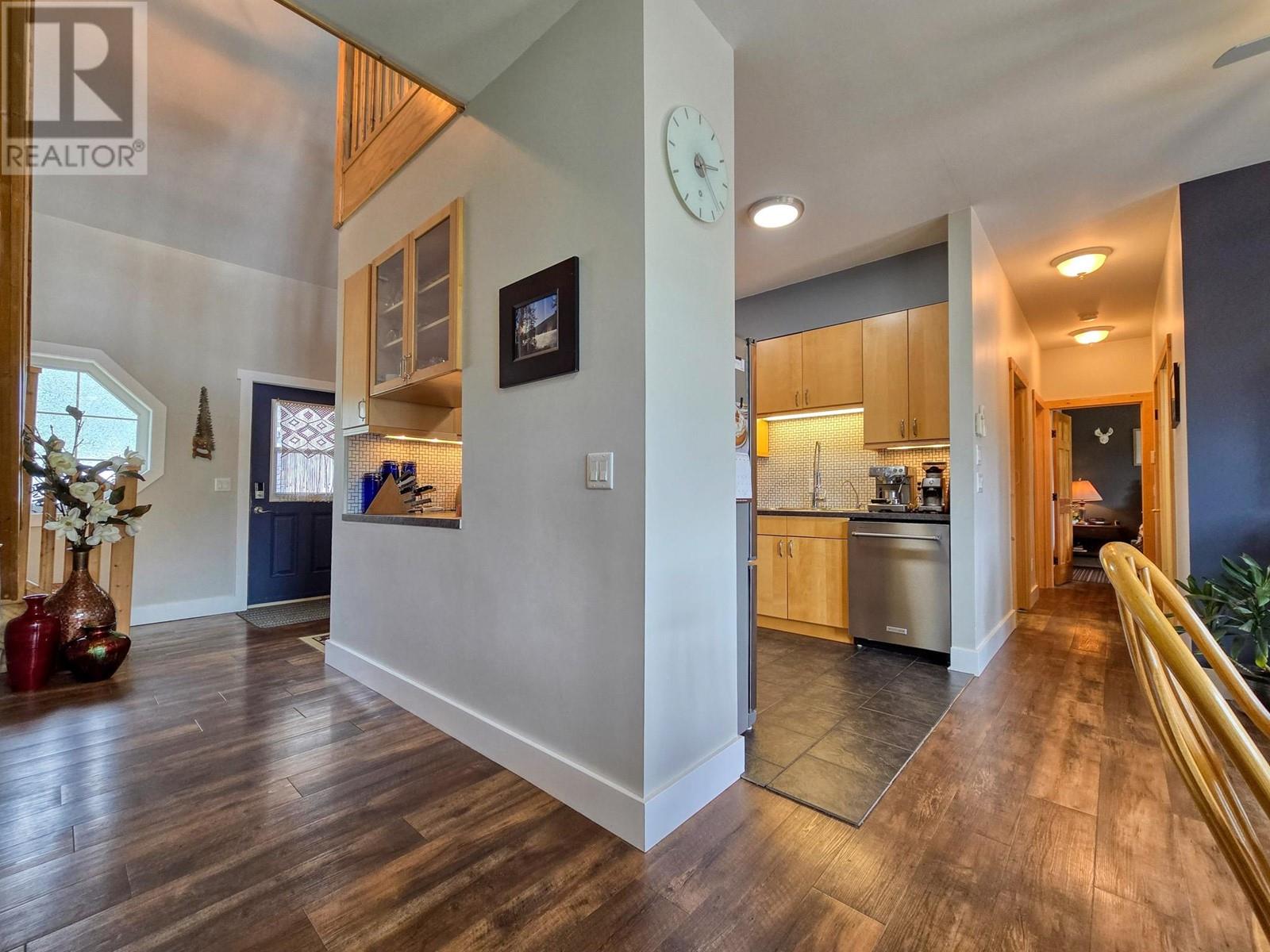 4778 Crescentwood Drive, Edgewater, British Columbia  V0A 1E0 - Photo 15 - 10348574