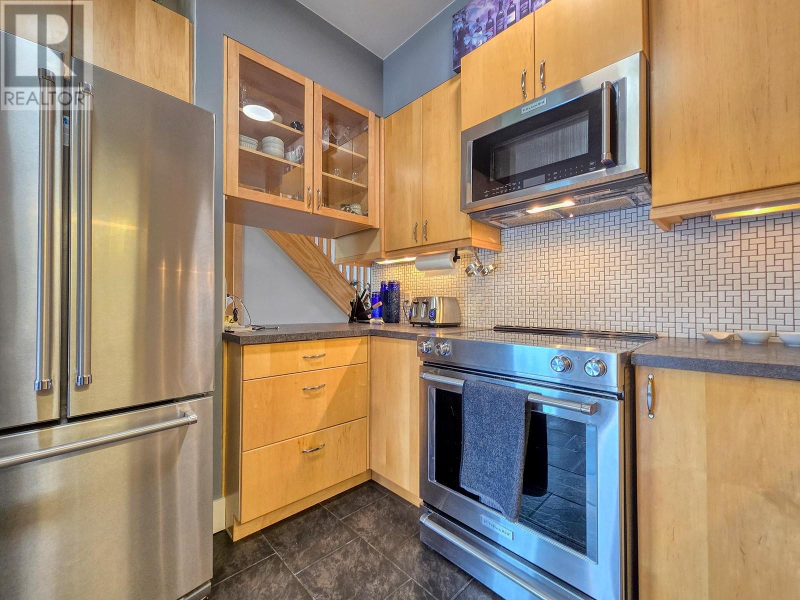 4778 Crescentwood Drive, Edgewater, British Columbia  V0A 1E0 - Photo 17 - 10348574