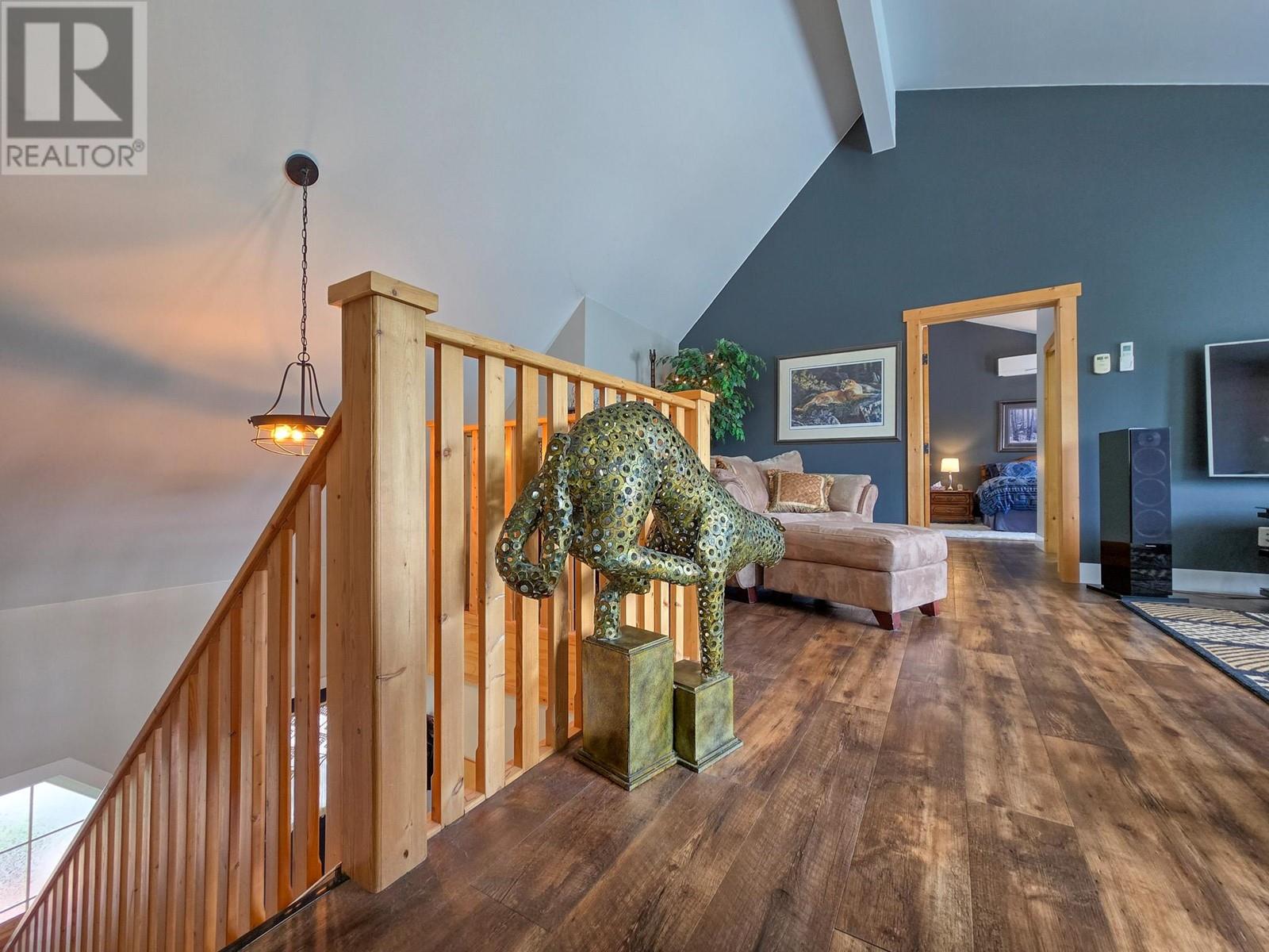 4778 Crescentwood Drive, Edgewater, British Columbia  V0A 1E0 - Photo 37 - 10348574