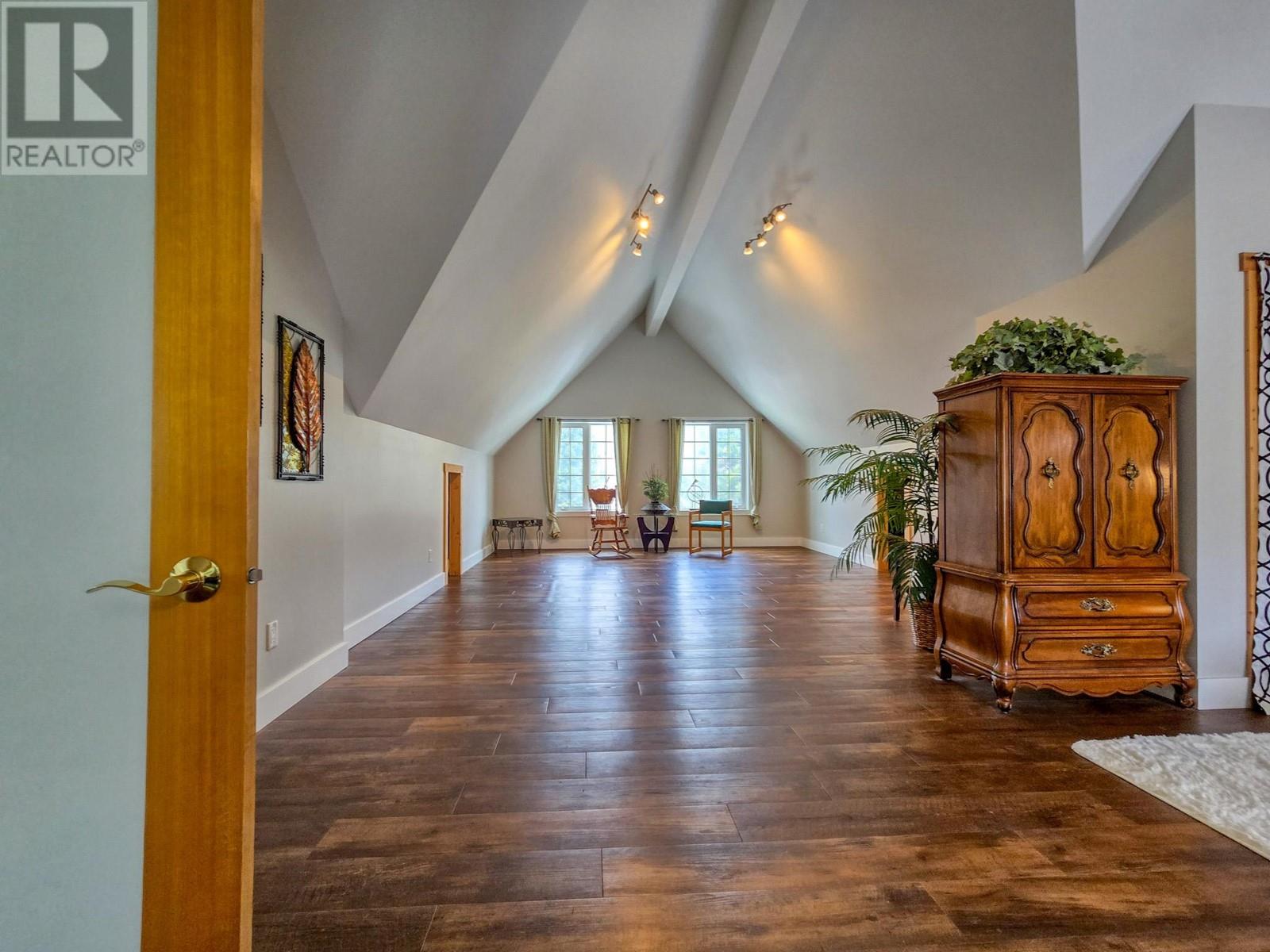 4778 Crescentwood Drive, Edgewater, British Columbia  V0A 1E0 - Photo 48 - 10348574