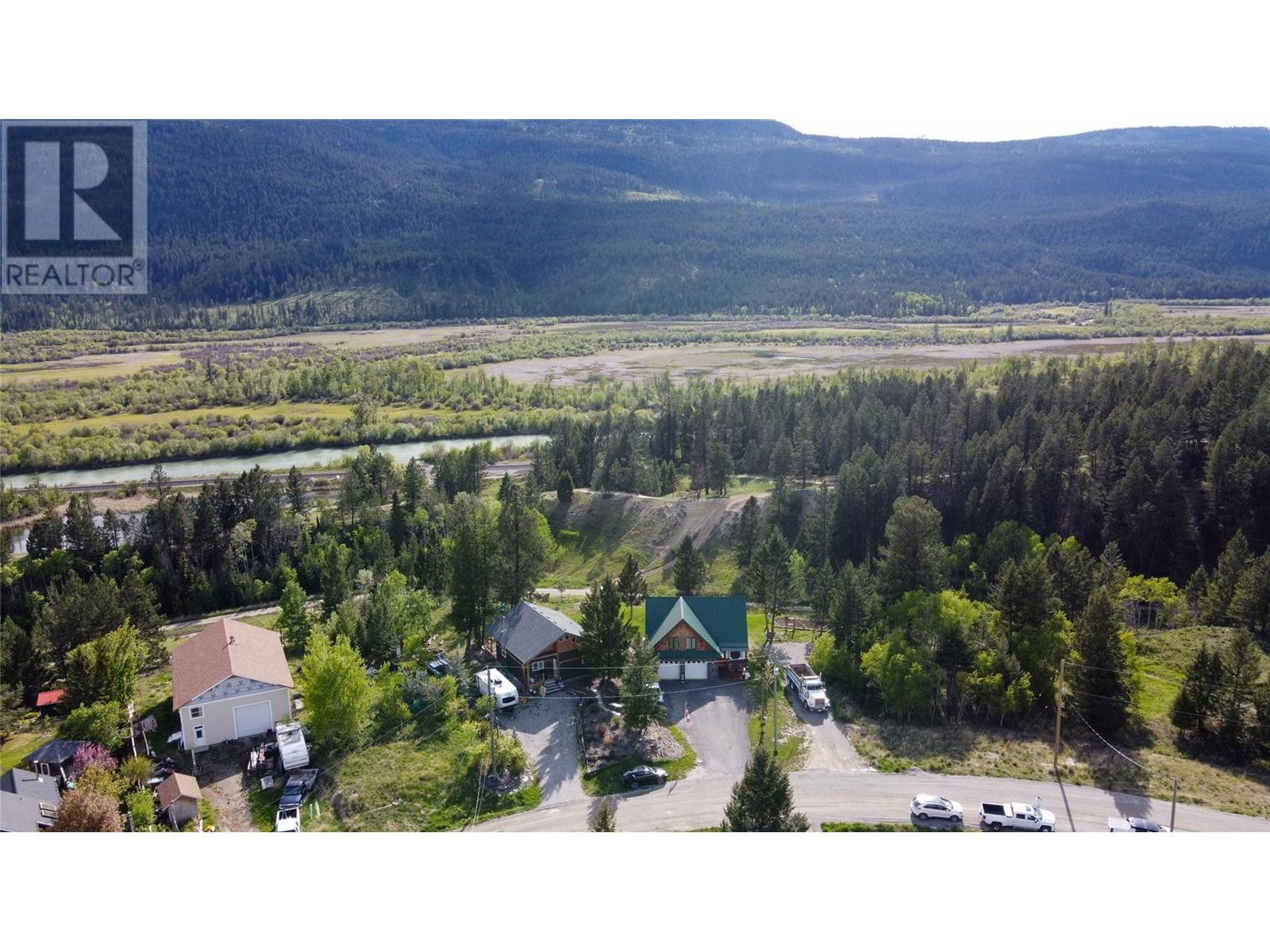 4778 Crescentwood Drive, Edgewater, British Columbia  V0A 1E0 - Photo 54 - 10348574