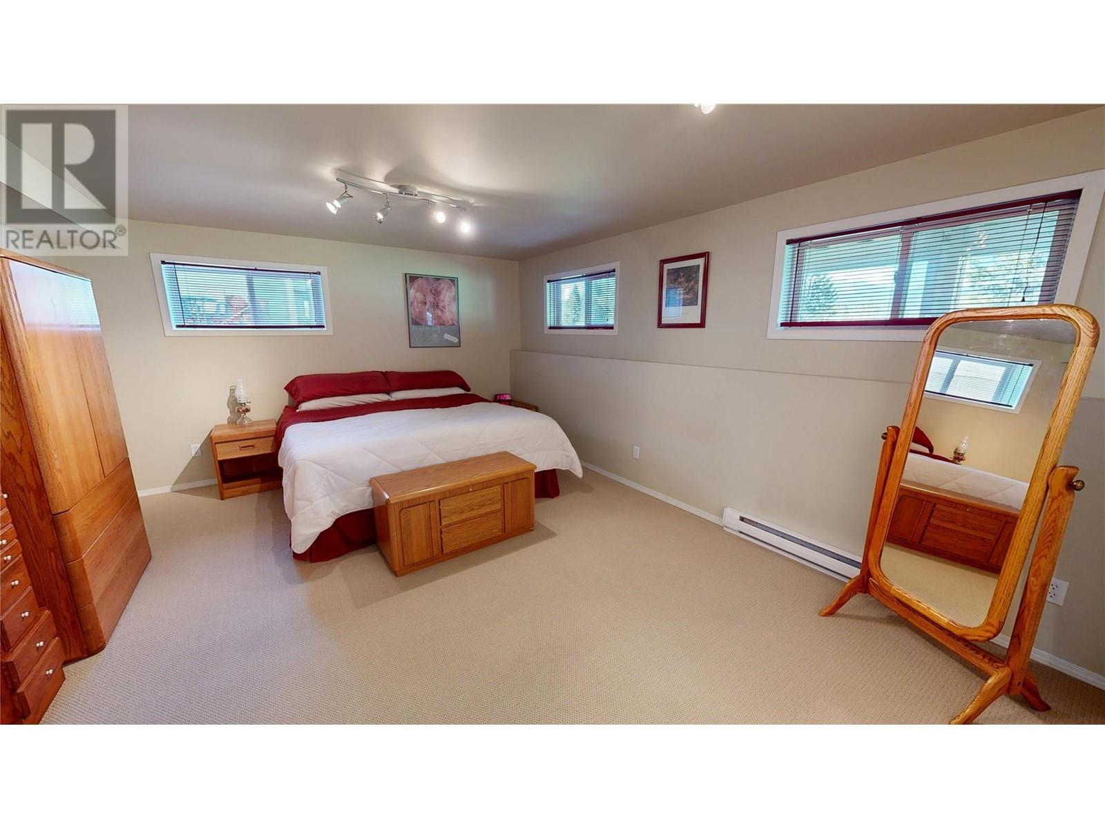 7515 Columbia Avenue Unit# 21, Radium Hot Springs, British Columbia  V0A 1M0 - Photo 23 - 10350085
