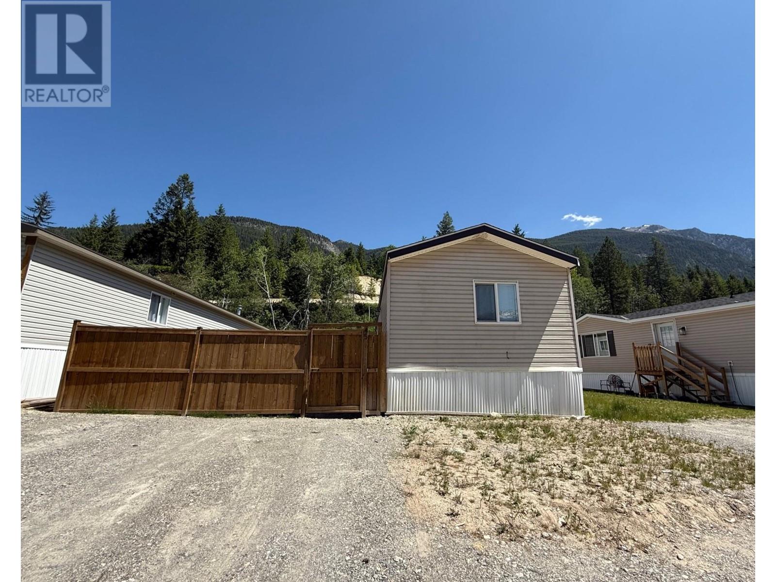686 Almberg Road Unit# 45, Golden, British Columbia  V0A 1H2 - Photo 17 - 10349943