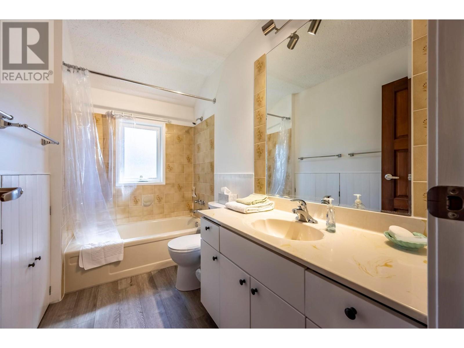 1506 14th Avenue S, Golden, British Columbia  V0A 1H6 - Photo 29 - 10350205