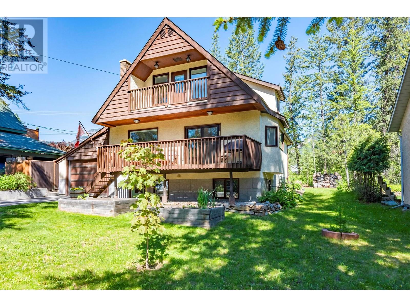 1506 14th Avenue S, Golden, British Columbia  V0A 1H6 - Photo 66 - 10350205