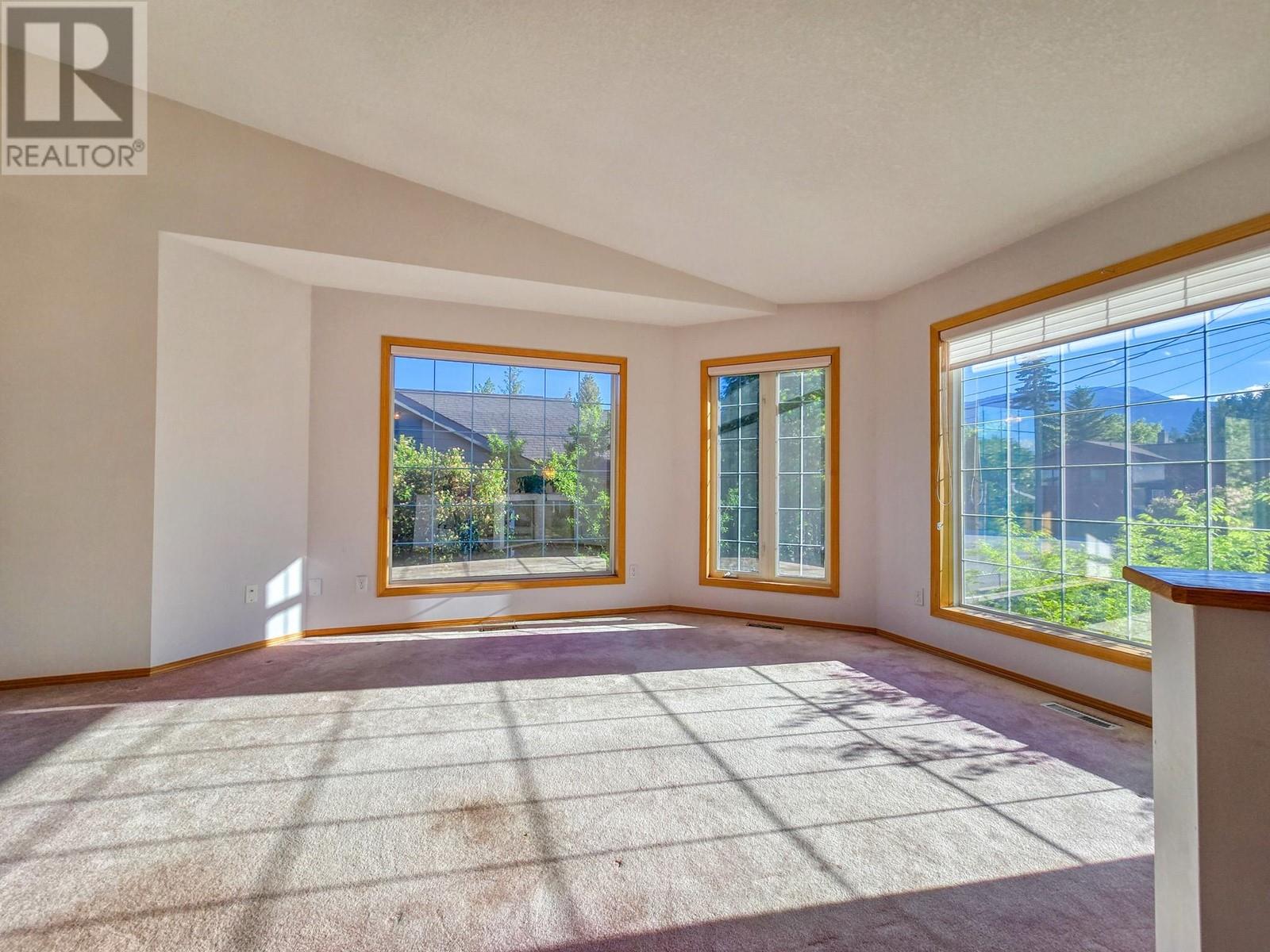 817 12th Avenue, Invermere, British Columbia  V0A 1K0 - Photo 12 - 10349937