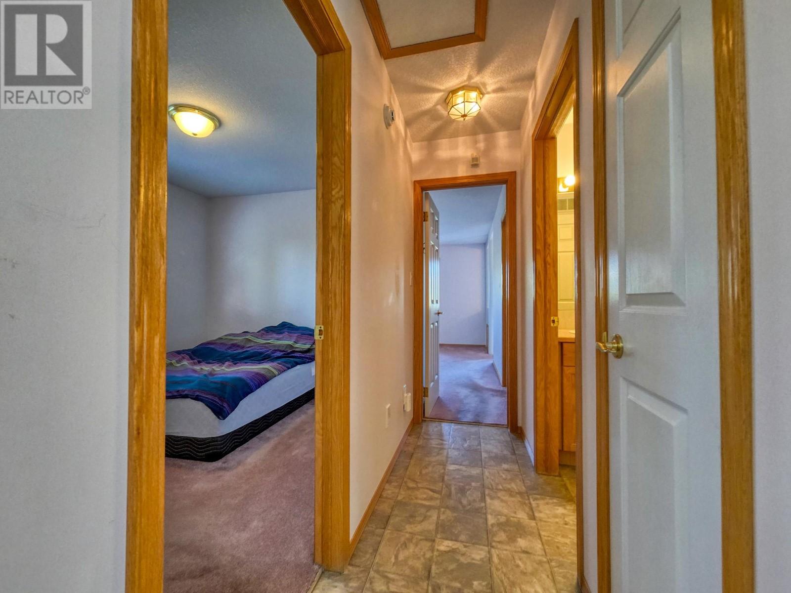 817 12th Avenue, Invermere, British Columbia  V0A 1K0 - Photo 25 - 10349937