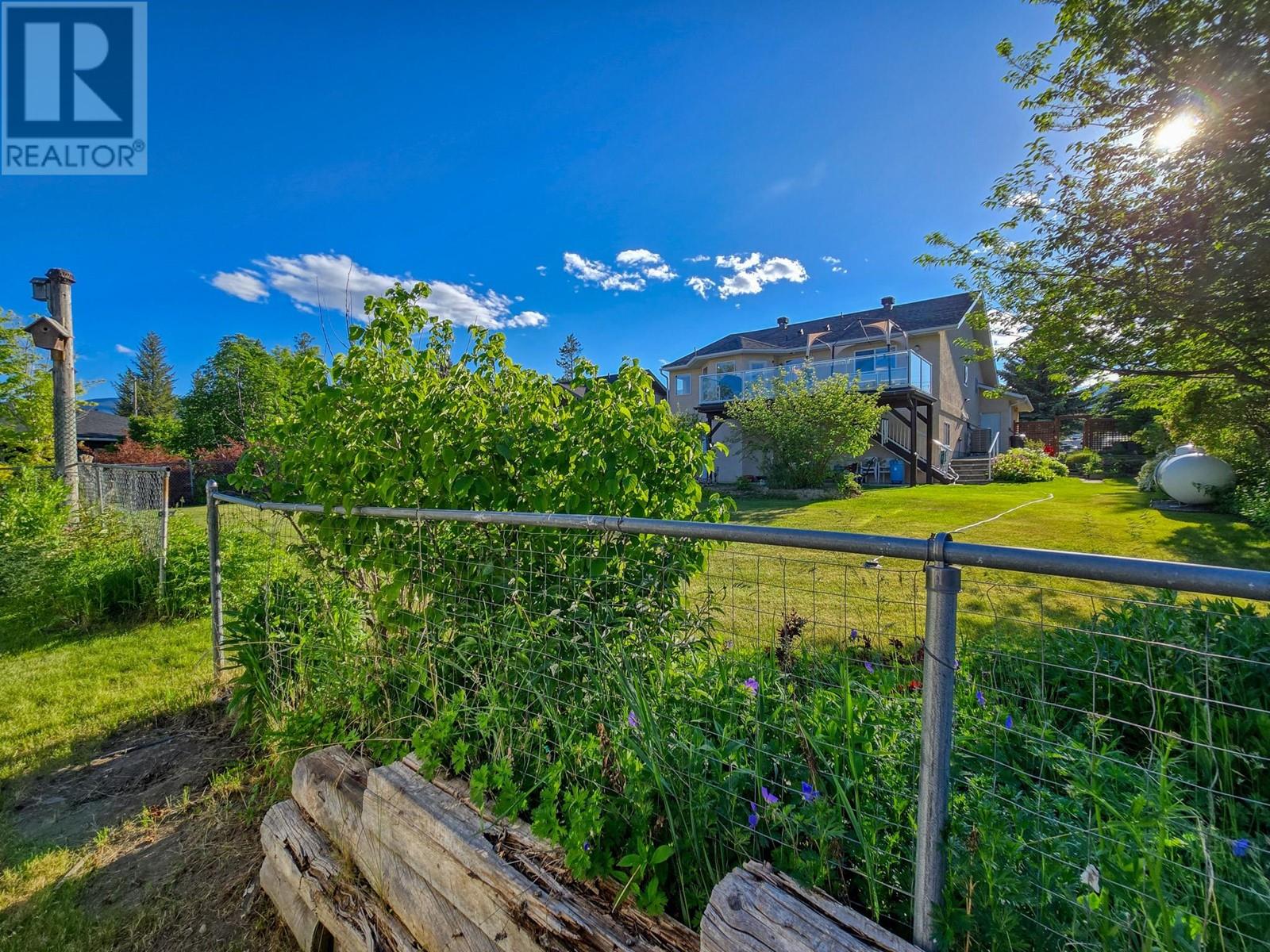 817 12th Avenue, Invermere, British Columbia  V0A 1K0 - Photo 38 - 10349937