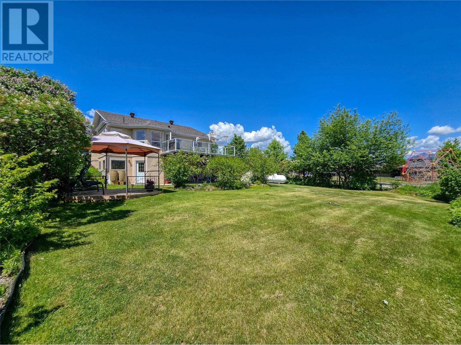 817 12th Avenue, Invermere, British Columbia  V0A 1K0 - Photo 40 - 10349937