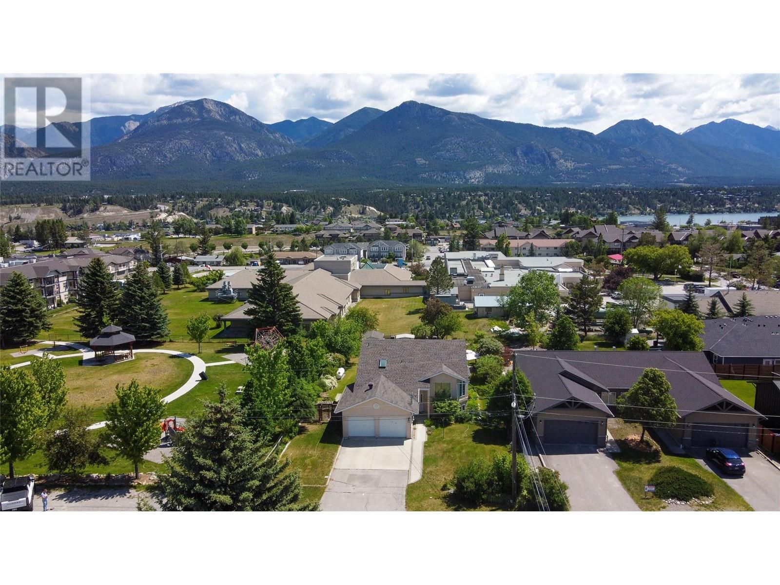 817 12th Avenue, Invermere, British Columbia  V0A 1K0 - Photo 44 - 10349937
