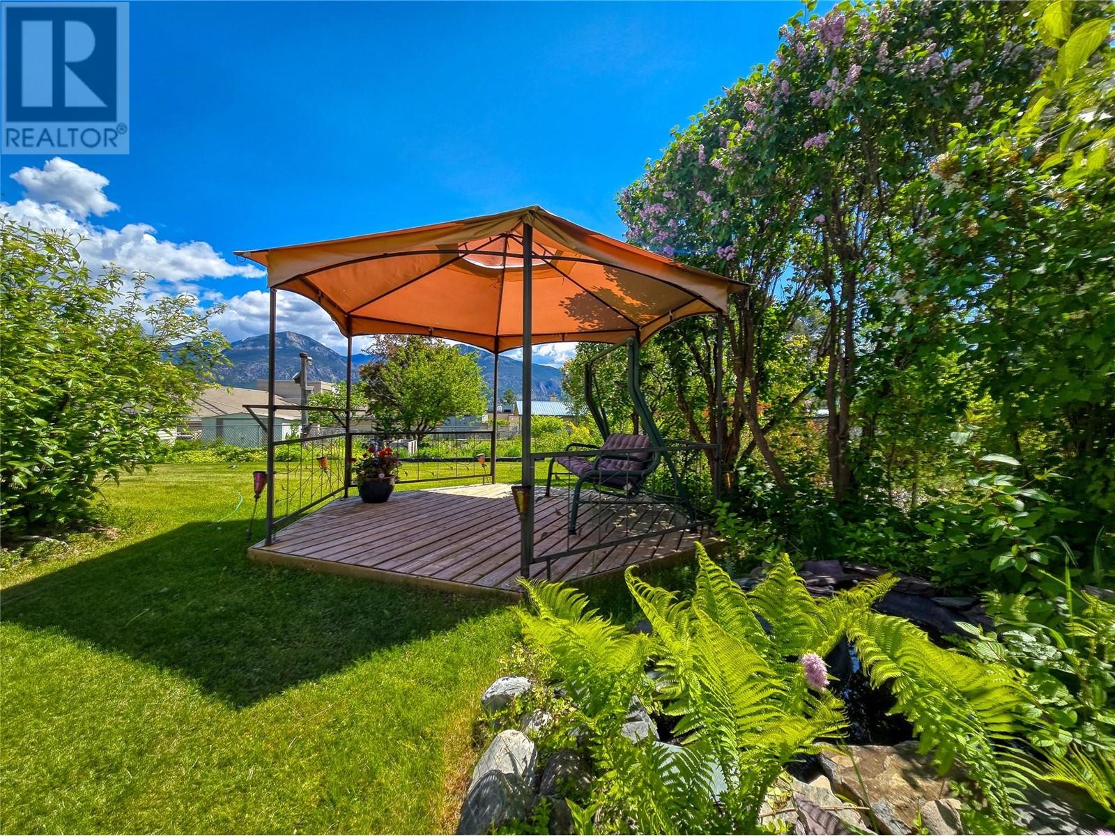 817 12th Avenue, Invermere, British Columbia  V0A 1K0 - Photo 5 - 10349937