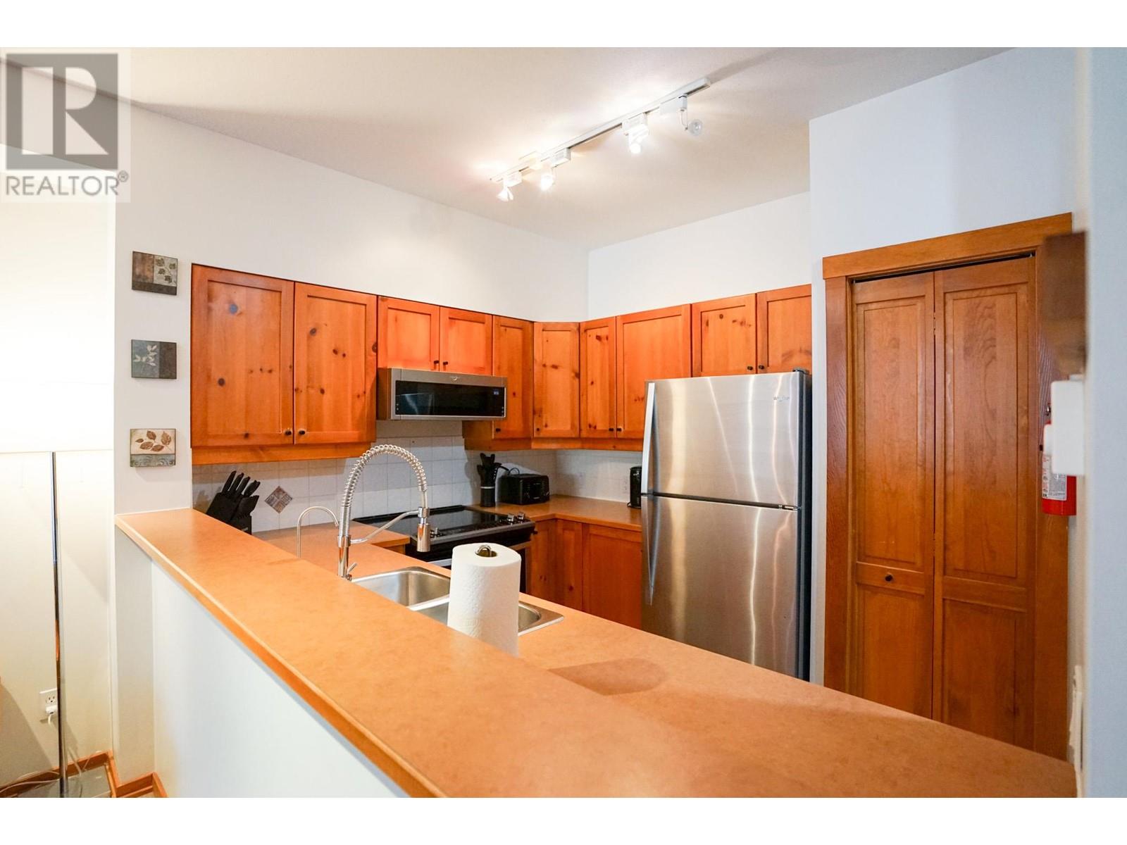 2075 Summit Drive Unit# 28, Panorama, British Columbia  V0A 1T0 - Photo 10 - 10349827