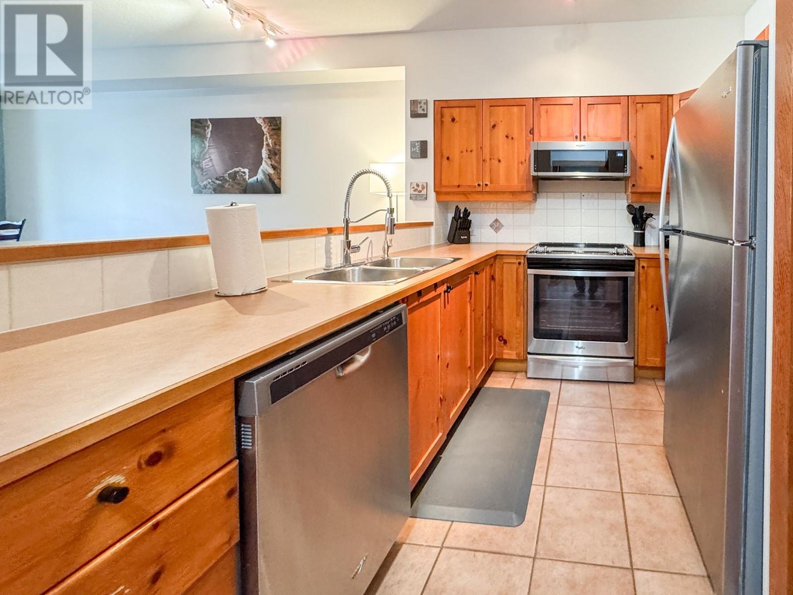 2075 Summit Drive Unit# 28, Panorama, British Columbia  V0A 1T0 - Photo 11 - 10349827