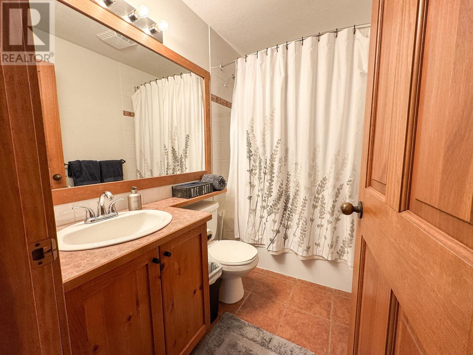 2075 Summit Drive Unit# 28, Panorama, British Columbia  V0A 1T0 - Photo 20 - 10349827