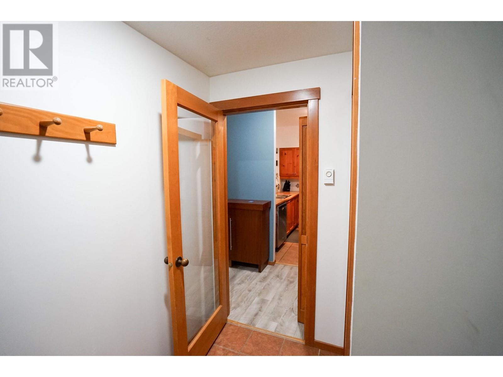 2075 Summit Drive Unit# 28, Panorama, British Columbia  V0A 1T0 - Photo 9 - 10349827
