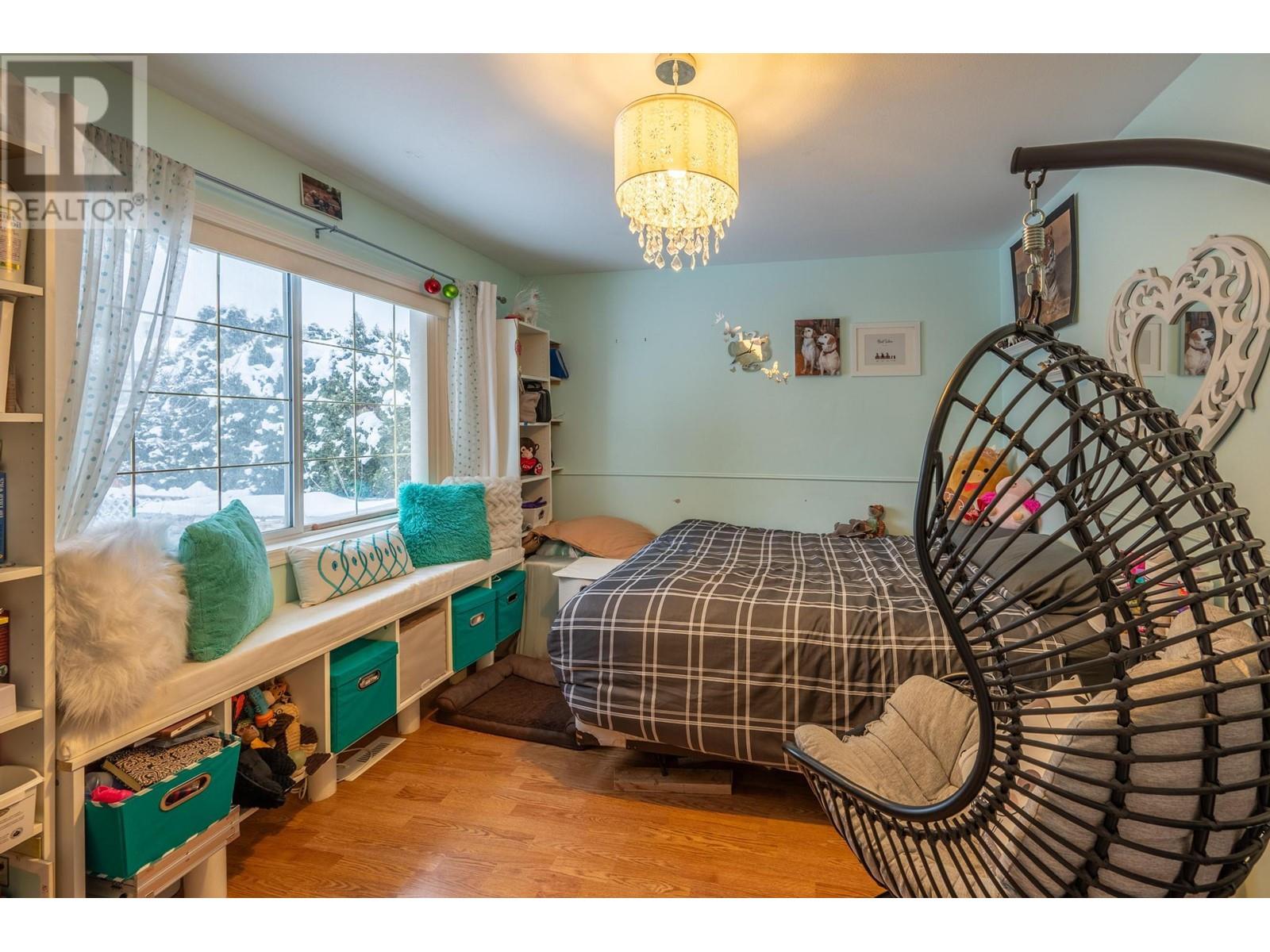 1505 Cedar Street, Golden, British Columbia  V0A 1H6 - Photo 27 - 10350673