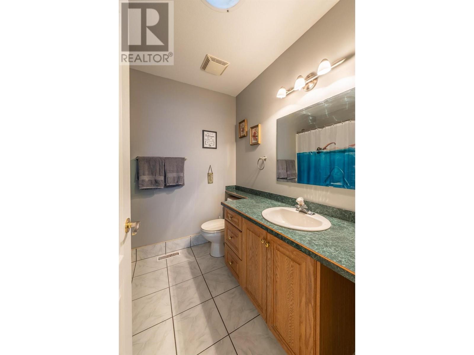1505 Cedar Street, Golden, British Columbia  V0A 1H6 - Photo 30 - 10350673
