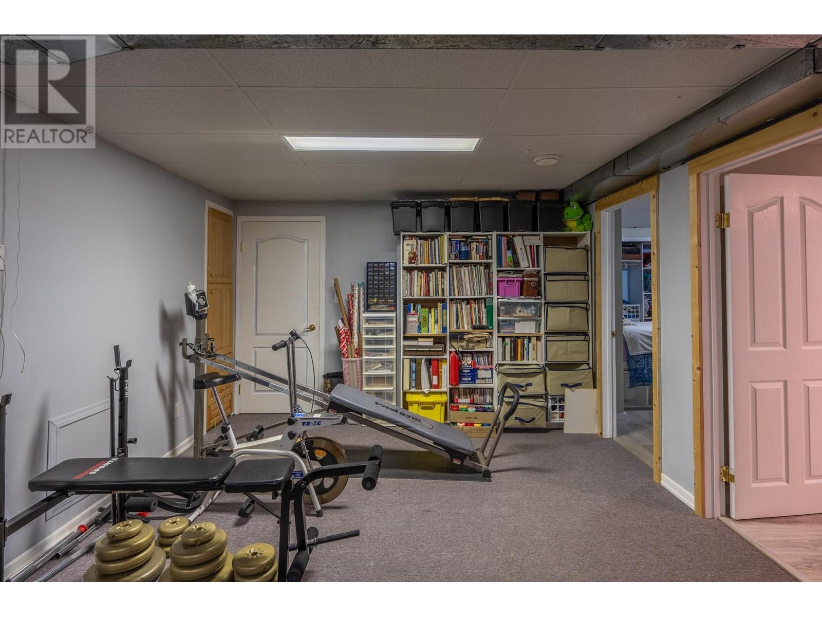 1505 Cedar Street, Golden, British Columbia  V0A 1H6 - Photo 37 - 10350673