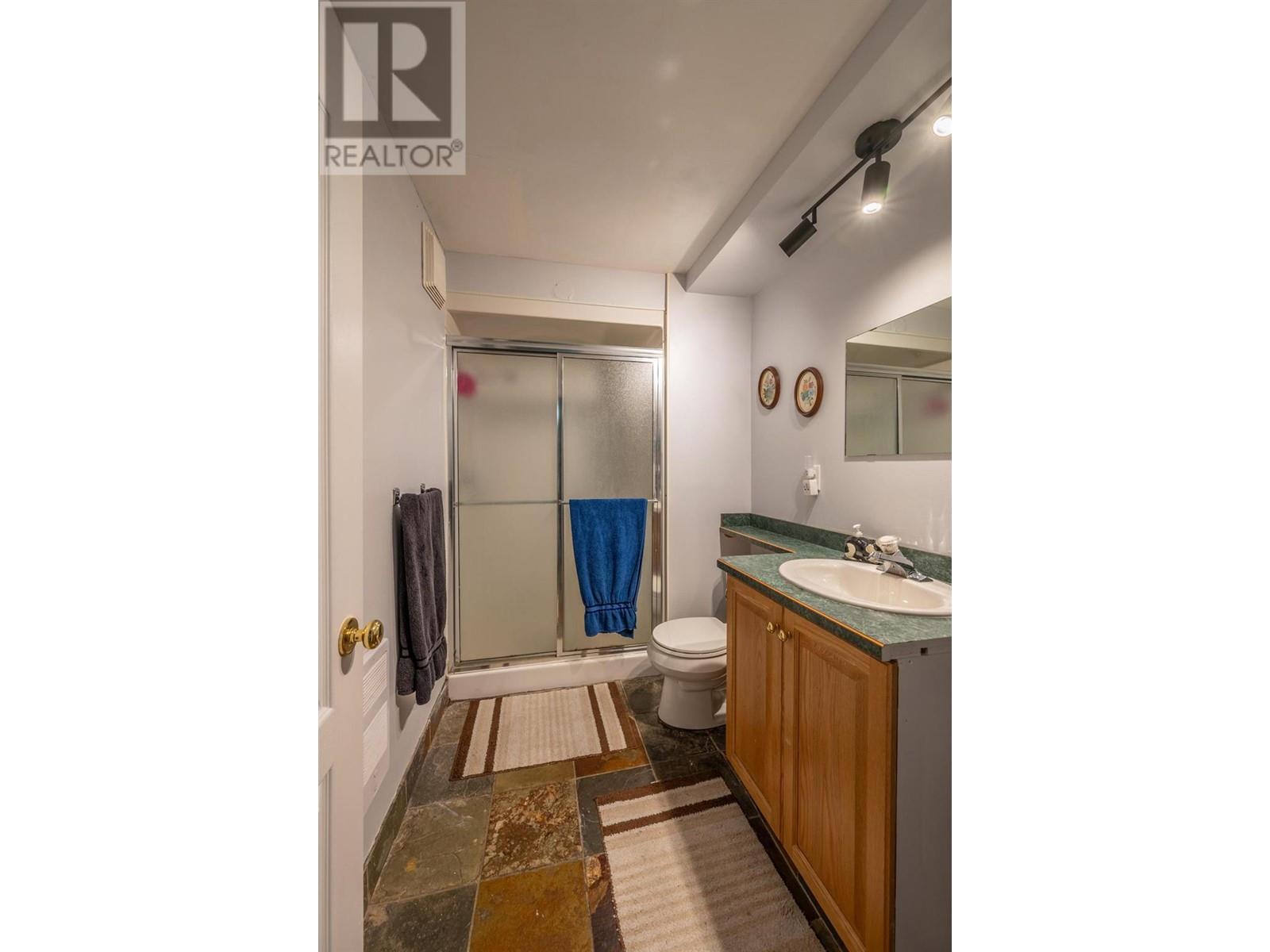 1505 Cedar Street, Golden, British Columbia  V0A 1H6 - Photo 39 - 10350673