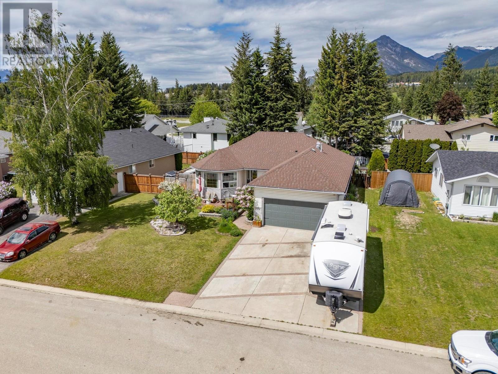 1505 Cedar Street, Golden, British Columbia  V0A 1H6 - Photo 49 - 10350673