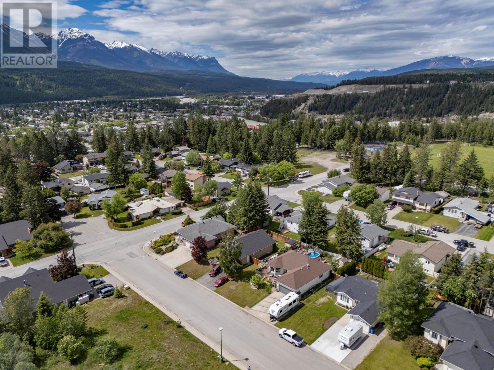 1505 Cedar Street, Golden, British Columbia  V0A 1H6 - Photo 59 - 10350673