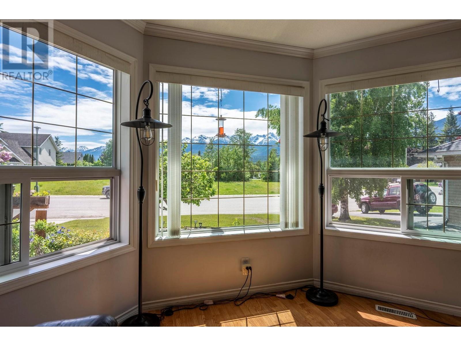 1505 Cedar Street, Golden, British Columbia  V0A 1H6 - Photo 9 - 10350673
