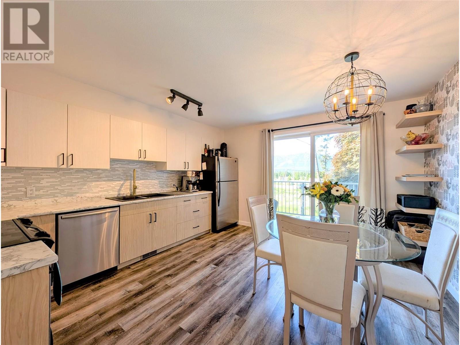 200 Black Forest Trail Unit# 704, Invermere, British Columbia  V0A 1K2 - Photo 2 - 10350393