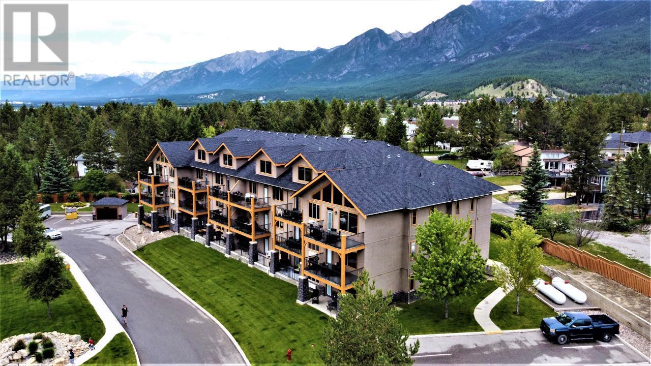 700 Bighorn Boulevard Unit# 734 B, Radium Hot Springs, British Columbia  V0A 1M0 - Photo 78 - 10350746