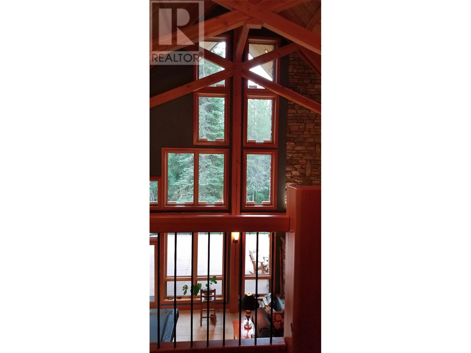 2480 Golden Donald Upper Road, Golden, British Columbia