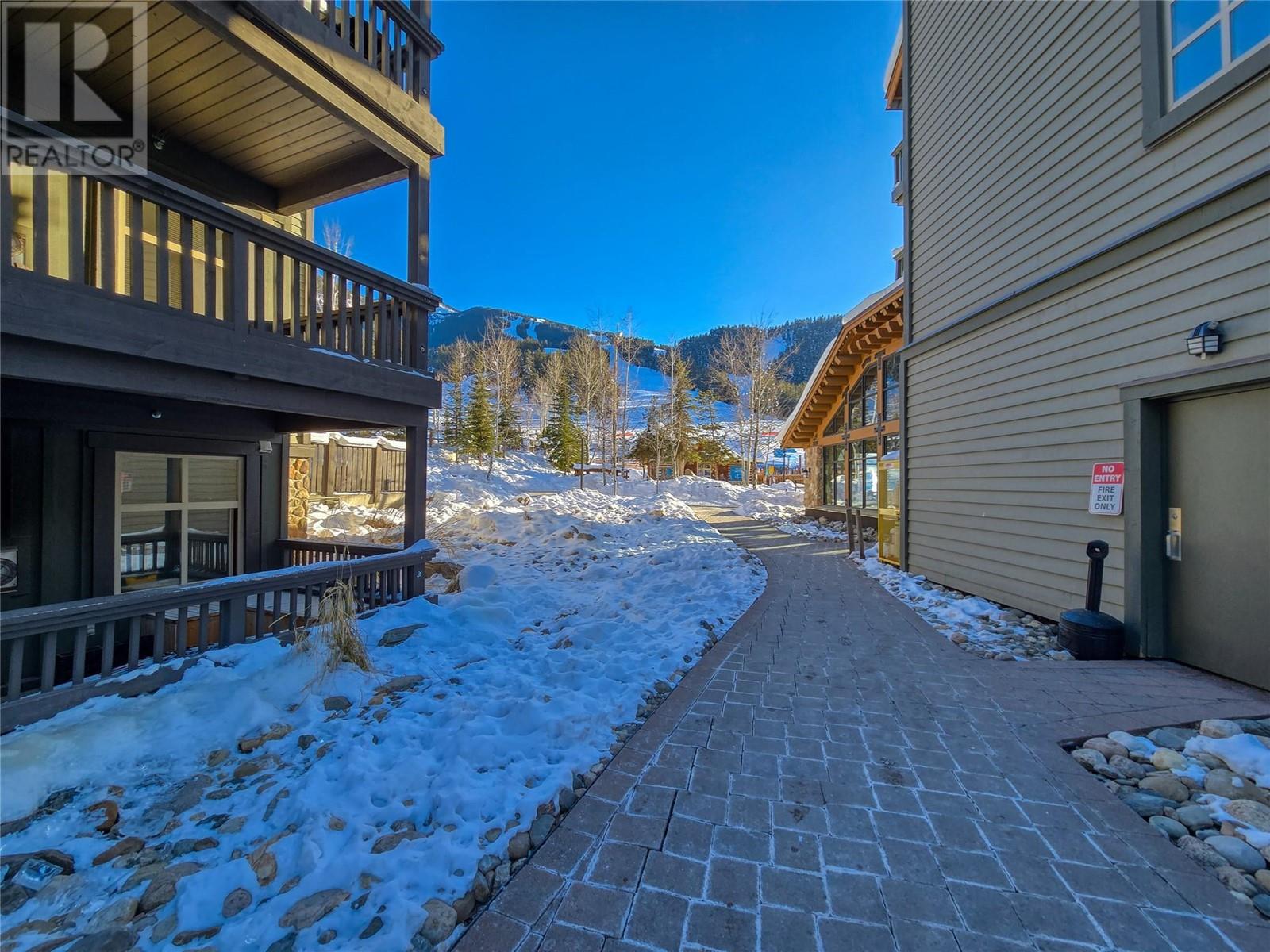 2060 Summit Drive Unit# 406, Panorama, British Columbia  V0A 1T0 - Photo 23 - 10350644