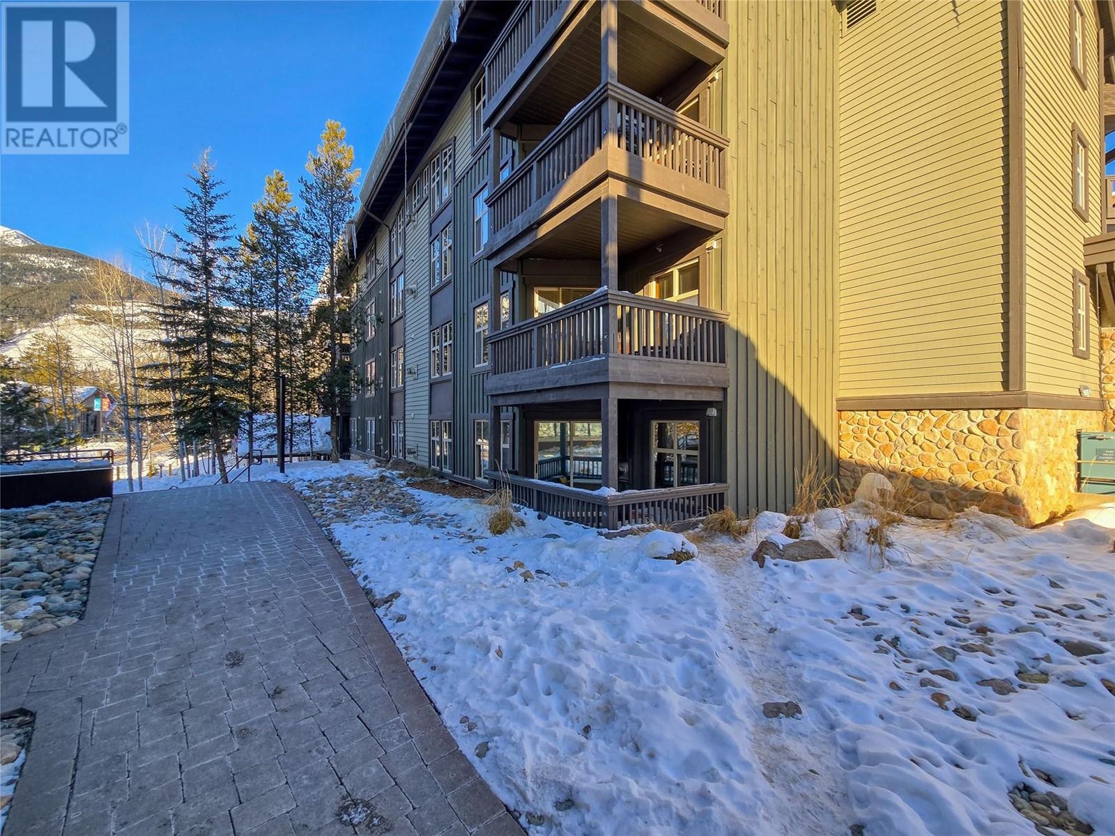 2060 Summit Drive Unit# 406, Panorama, British Columbia  V0A 1T0 - Photo 24 - 10350644