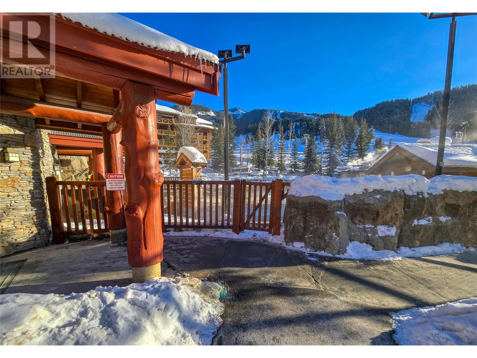 2060 Summit Drive Unit# 406, Panorama, British Columbia  V0A 1T0 - Photo 26 - 10350644