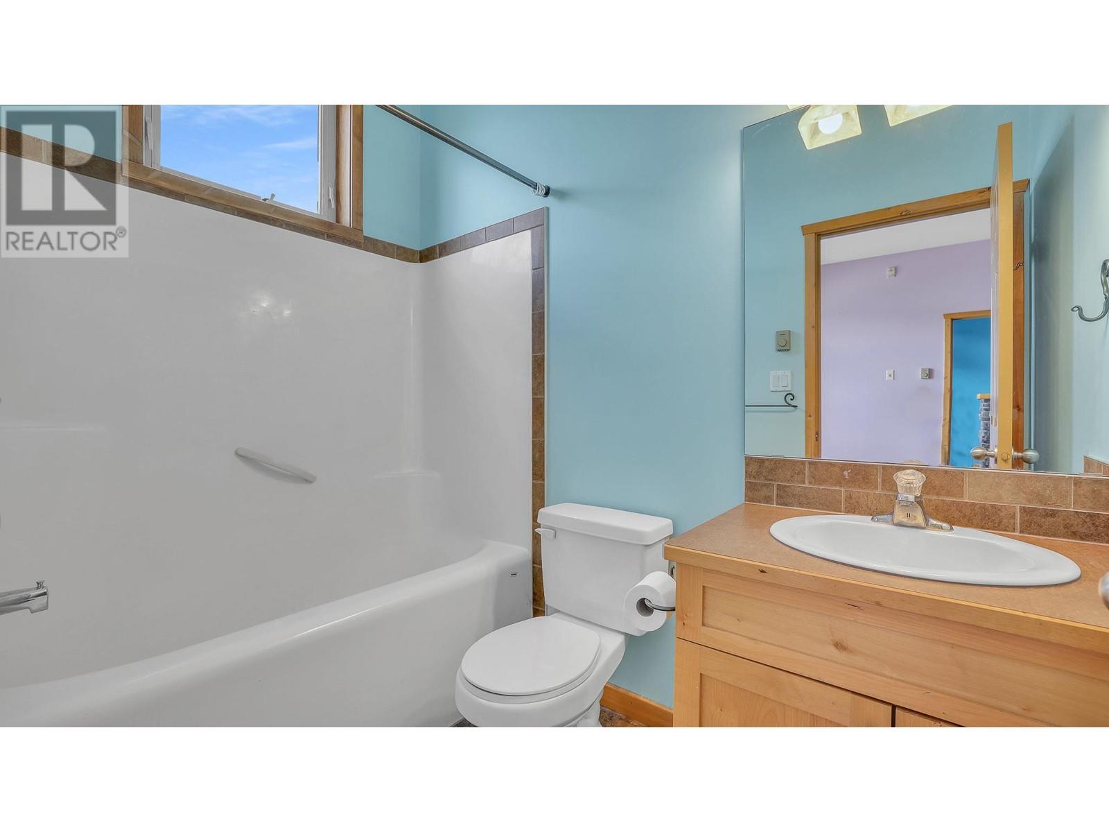 519 13th Street Unit# 8, Invermere, British Columbia  V0A 1K0 - Photo 11 - 10351238