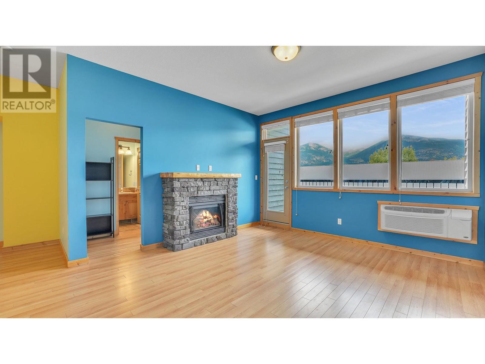 519 13th Street Unit# 8, Invermere, British Columbia  V0A 1K0 - Photo 4 - 10351238