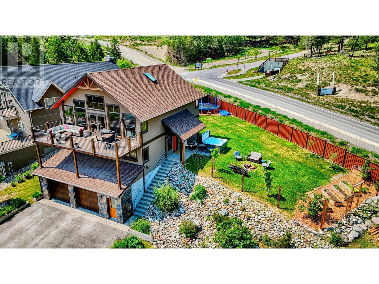 1910 Pineridge Drive, Invermere, British Columbia  V0A 1K4 - Photo 2 - 10350979