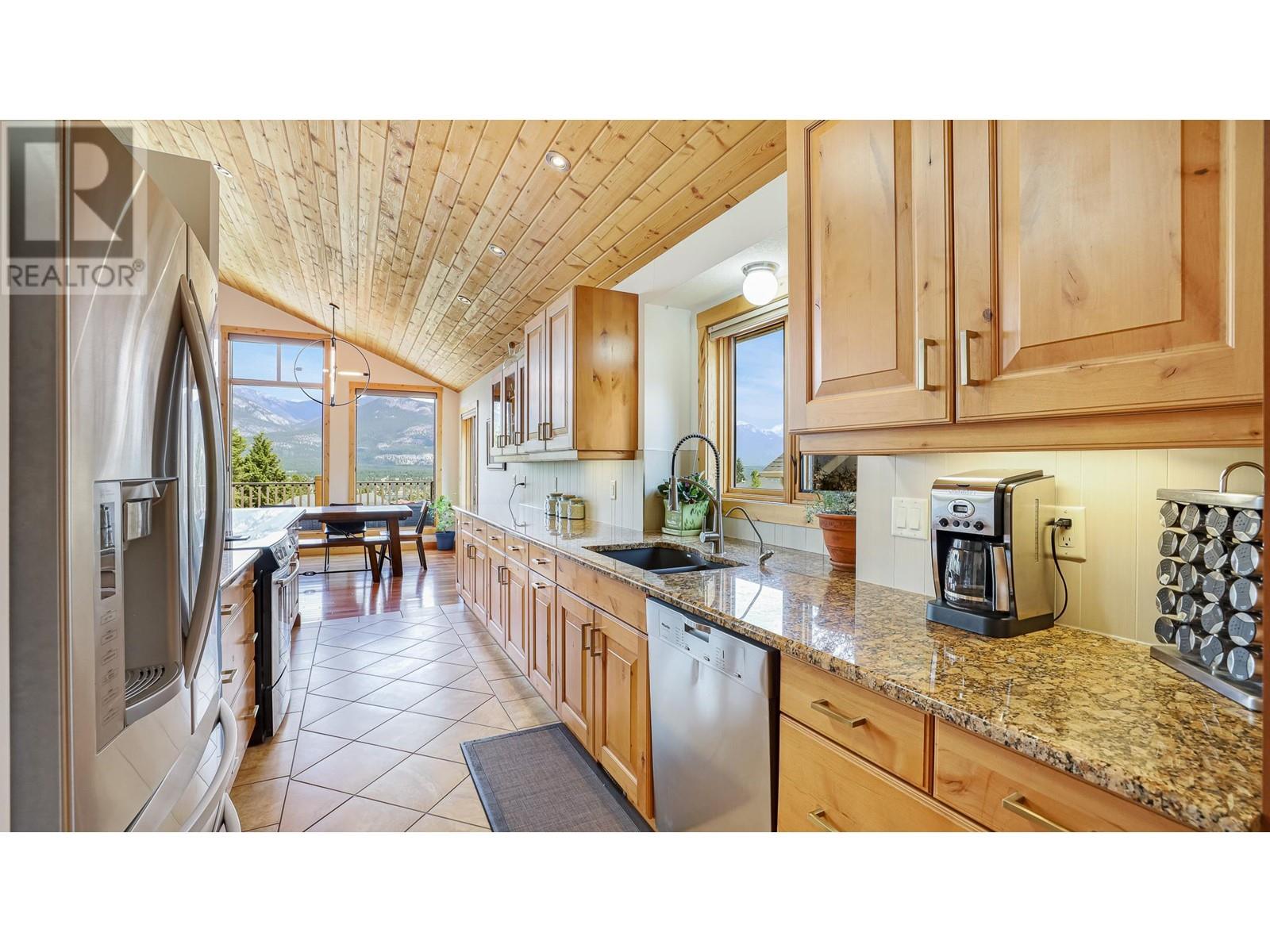 1910 Pineridge Drive, Invermere, British Columbia  V0A 1K4 - Photo 22 - 10350979